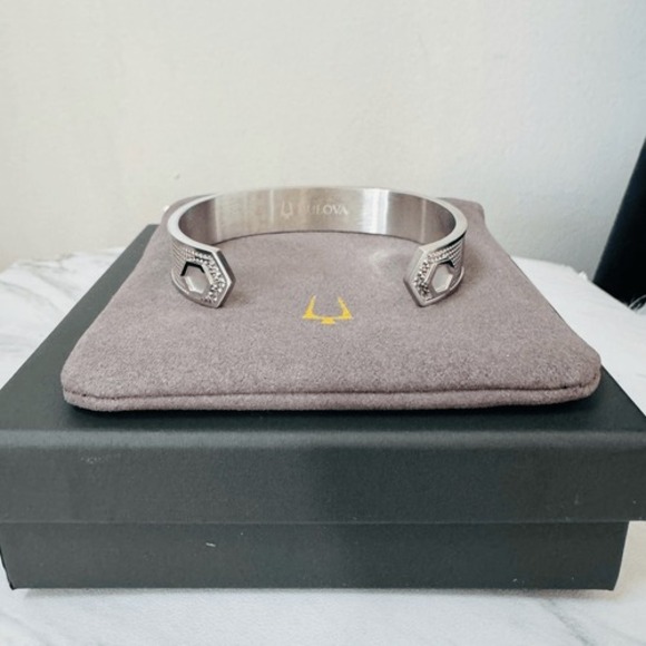 Bulova‎ Precisionist Open Cuff Bracelet, Knurled Texture Design, Silver, NWT - Picture 5 of 16